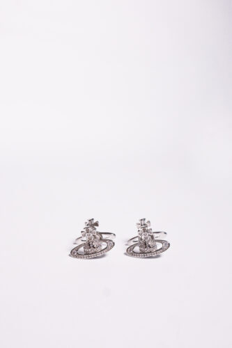 Сережки в стилі Vivienne Westwood